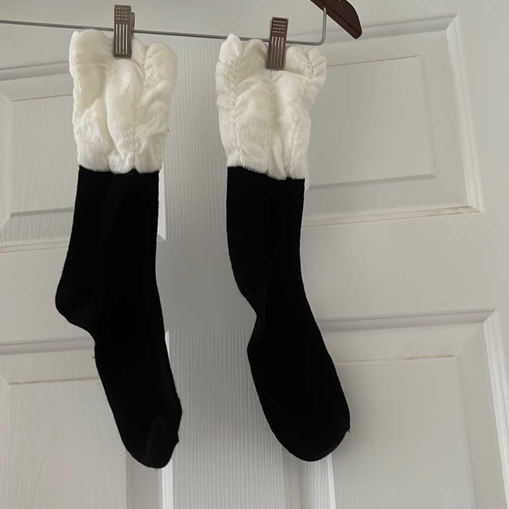 Cute ruffle top socks